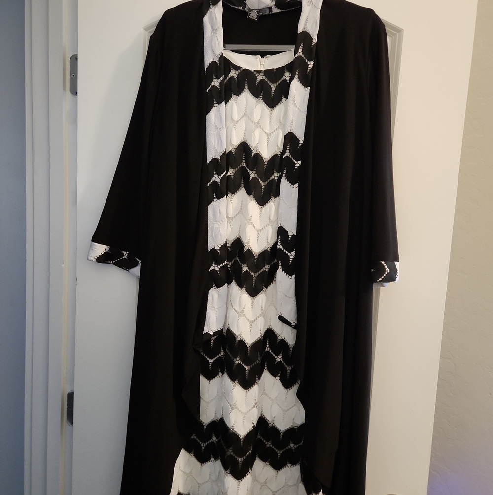 R&M Richards Black and White Chevron Lace-Trim Duster Dress Set